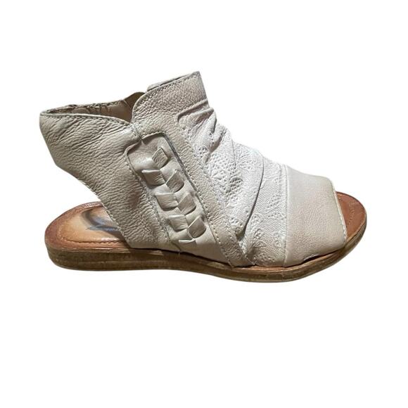 Miz Mooz NEW Size EU 37 US 6.5-7 Leather Ruched Sandals Style Flaire Linen - Picture 1 of 12
